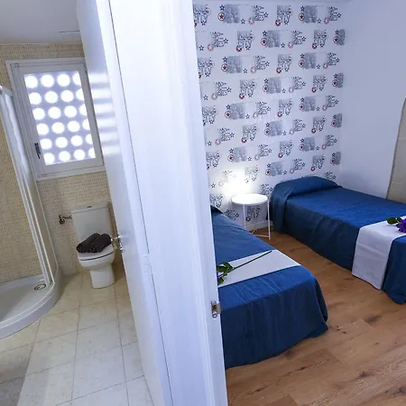Queens 2 Apartment Salou